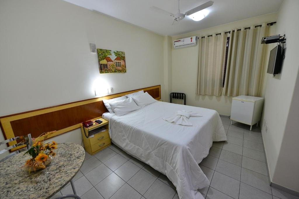 Vind'S Plaza Hotel Caratinga Exterior foto